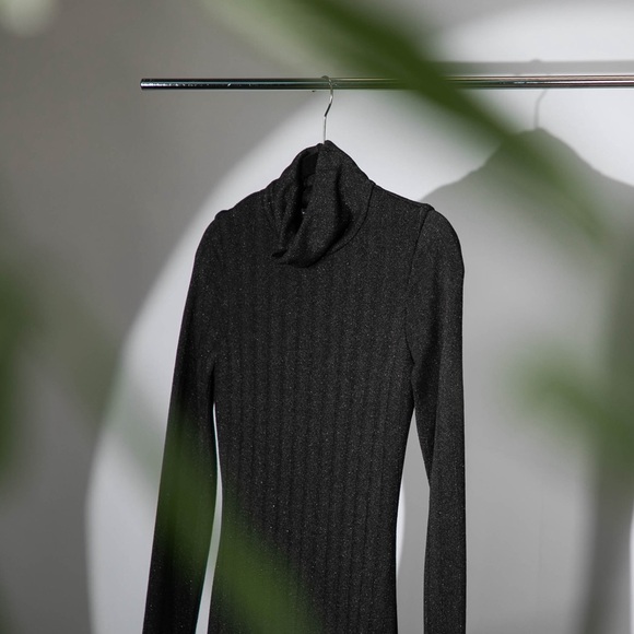 White House Black Market Black Sparkly Knit Dress - Size 4 - Picture 2 of 9